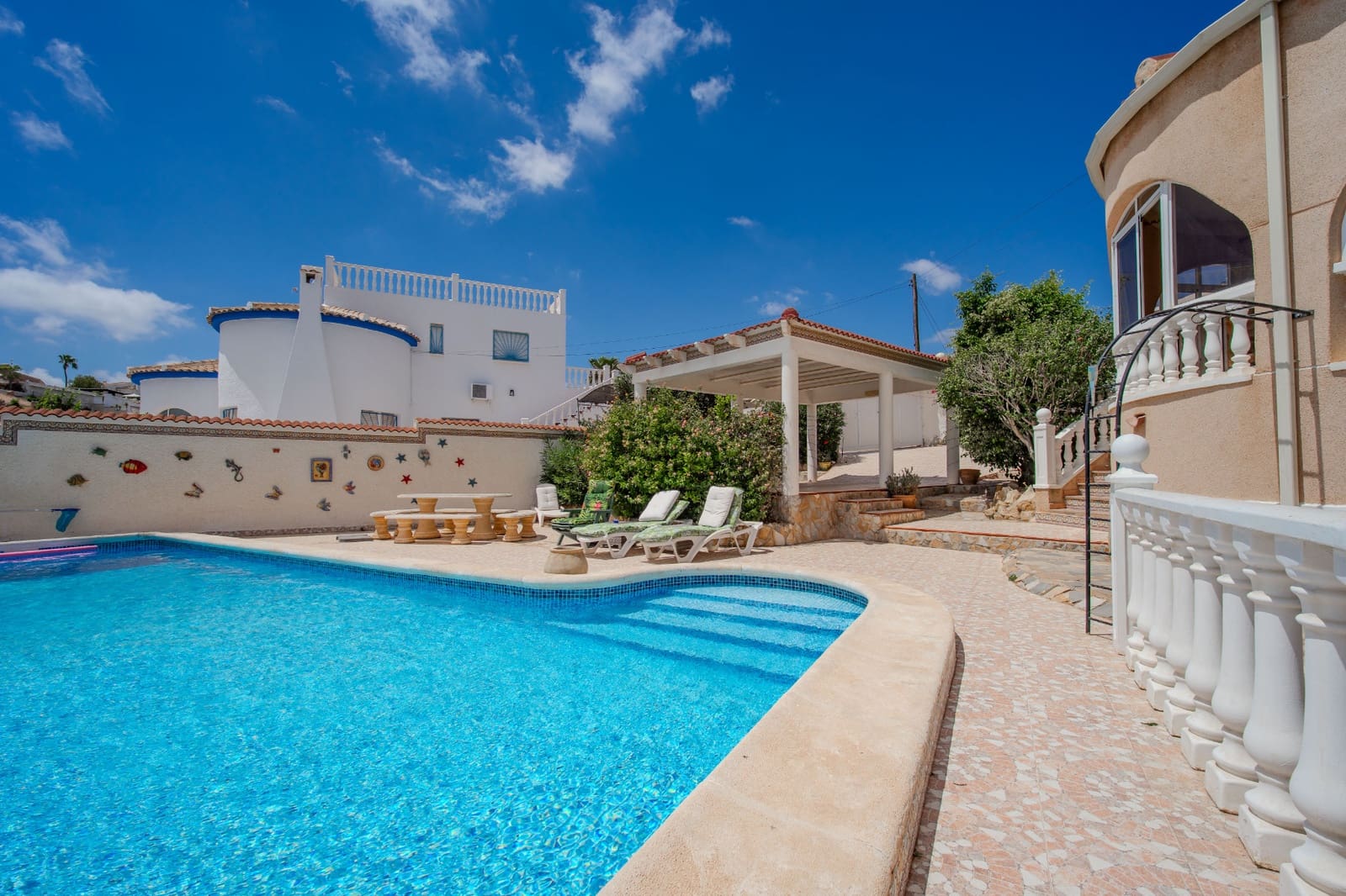 3 bedroom Villa for sale in Ciudad Quesada with pool garage - € 379,950 (Ref: 10014126)