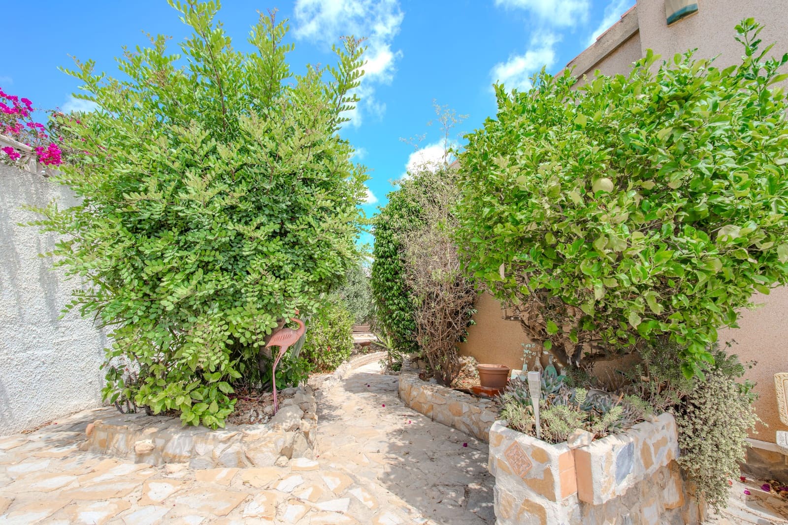 3 bedroom Villa for sale in Ciudad Quesada with pool garage - € 379,950 (Ref: 10014126)