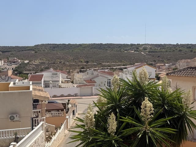 3 bedroom Villa for sale in Ciudad Quesada, Rojales with pool - € 275,000 (Ref: 10018092)