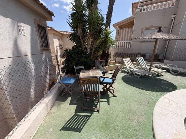 3 bedroom Villa for sale in Ciudad Quesada, Rojales with pool - € 275,000 (Ref: 10018092)