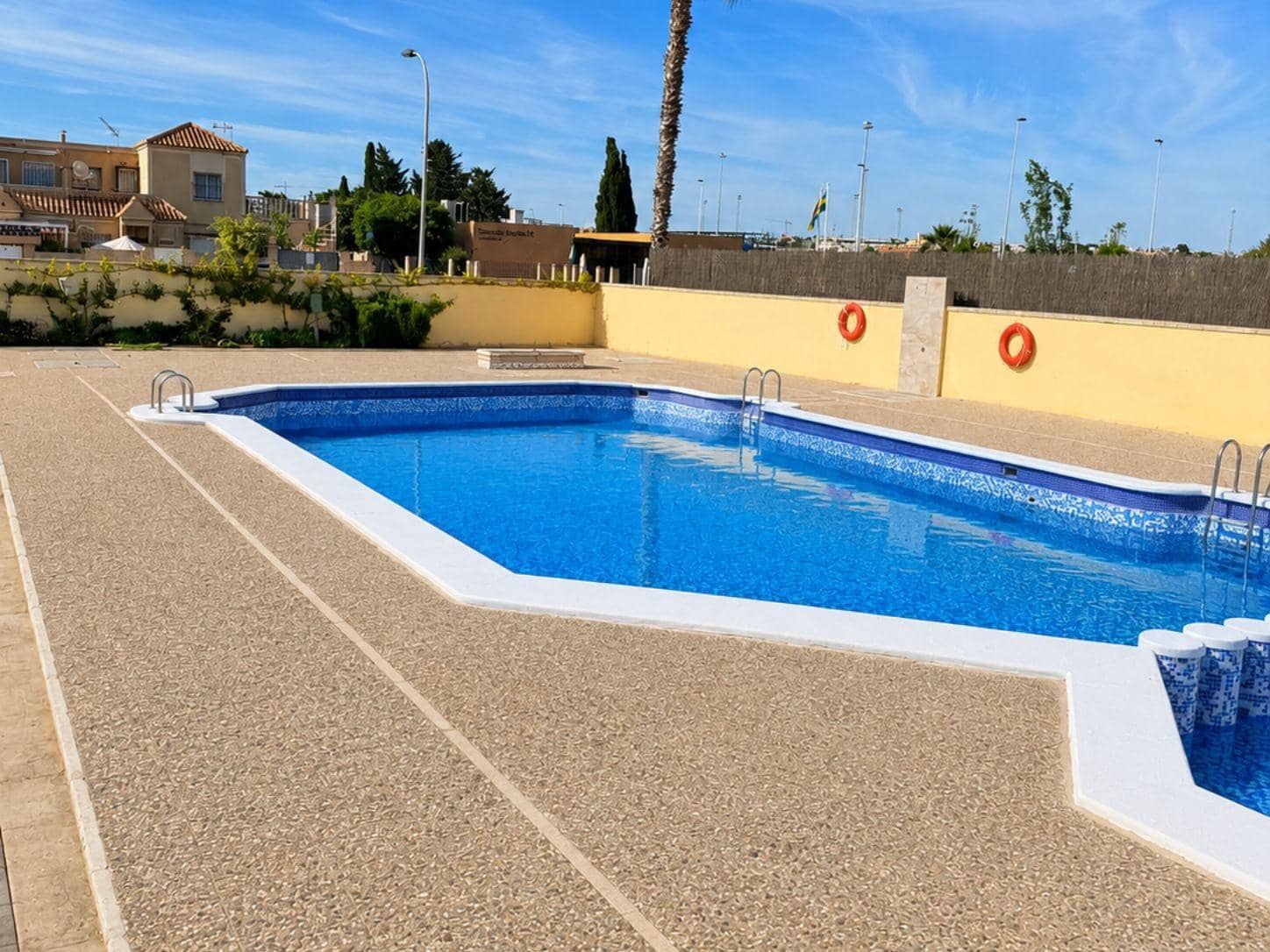 3 sovrum Bungalow till salu i Torrevieja med pool - 212 000 € (Ref: 10018749)