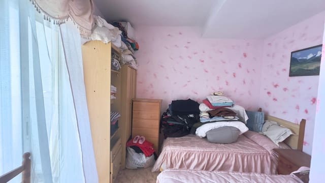 2 bedroom Penthouse for sale in Torrevieja with pool - € 149,900 (Ref: 10018753)