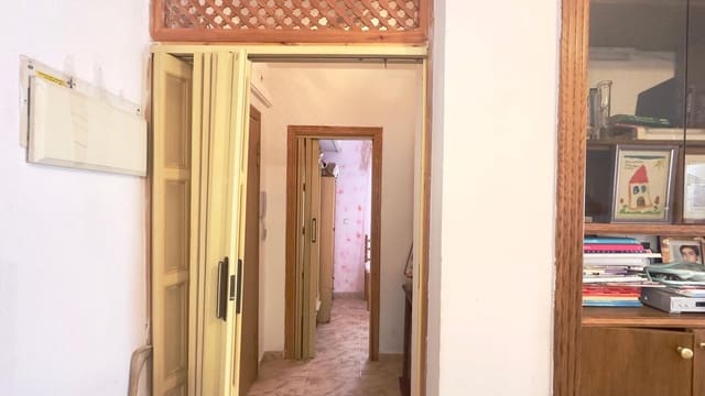 2 bedroom Penthouse for sale in Torrevieja with pool - € 149,900 (Ref: 10018753)