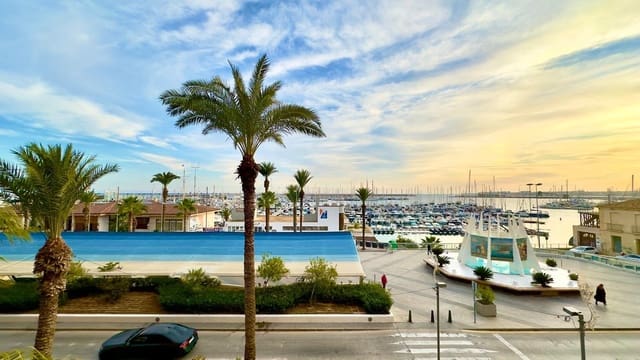 4 chambre Appartement à vendre à Torrevieja - 419 900 € (Ref: 10018754)
