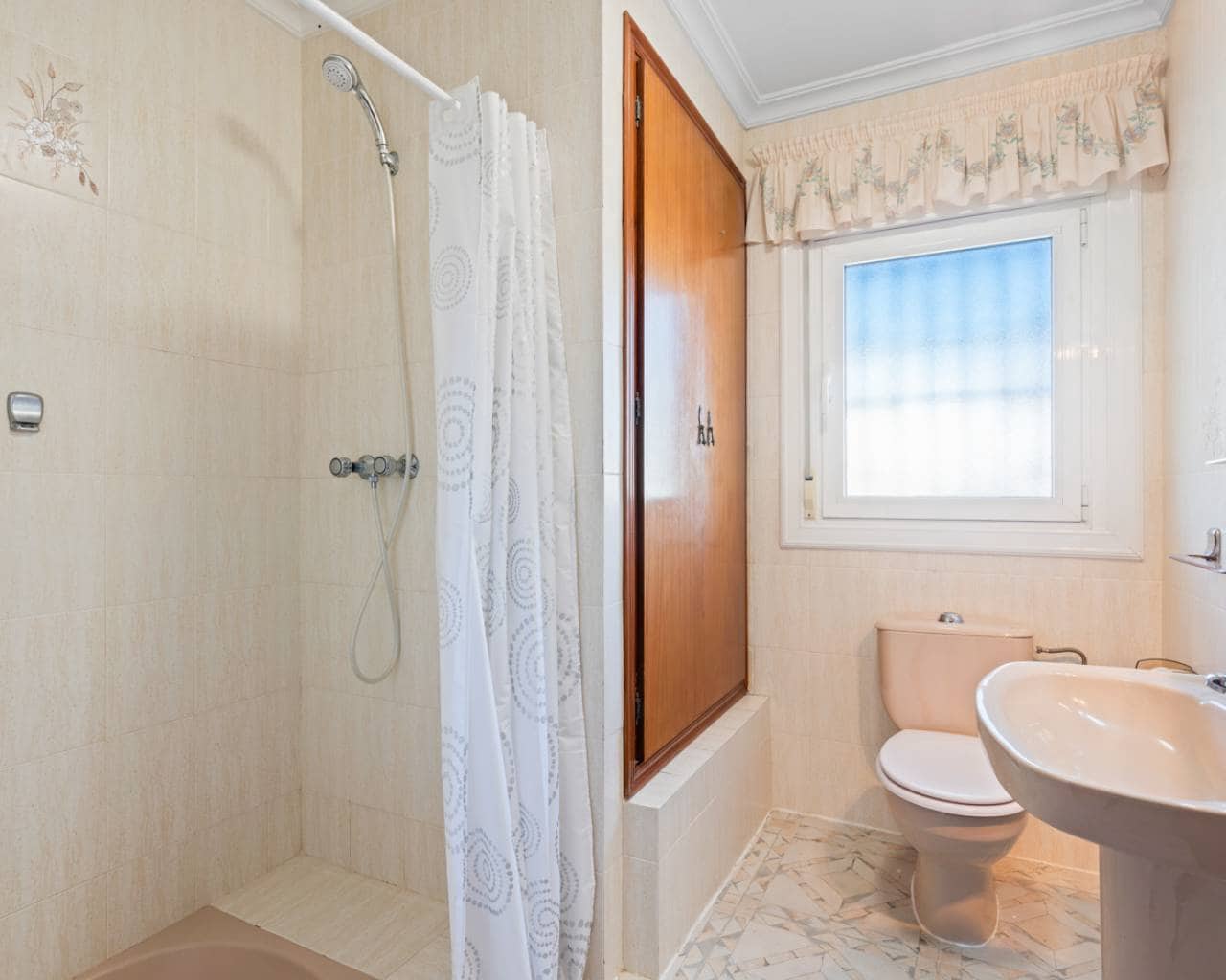 5 Zimmer Villa zu verkaufen in Ciudad Quesada mit Pool Garage - 950.000 € (Ref: 10021811)