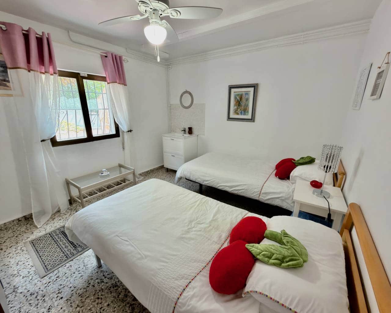 5 Zimmer Villa zu verkaufen in Ciudad Quesada mit Pool Garage - 950.000 € (Ref: 10021811)
