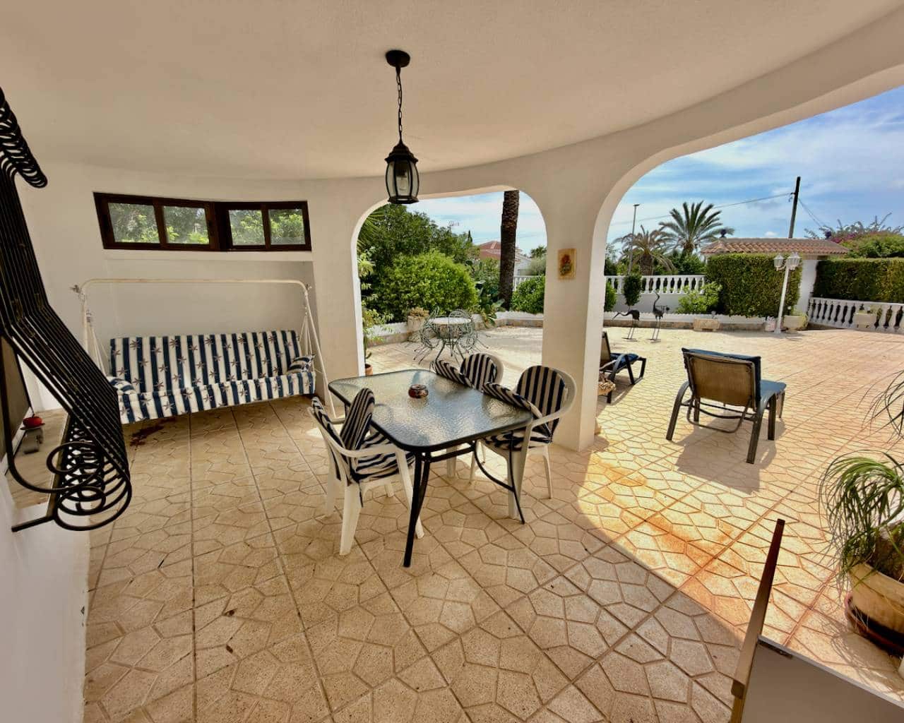 5 Zimmer Villa zu verkaufen in Ciudad Quesada mit Pool Garage - 950.000 € (Ref: 10021811)