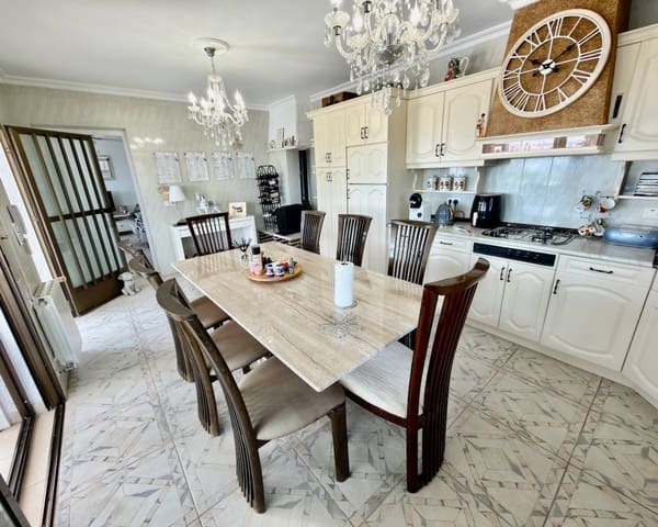 5 Zimmer Villa zu verkaufen in Ciudad Quesada, Rojales mit Pool Garage - 950.000 € (Ref: 10021811)