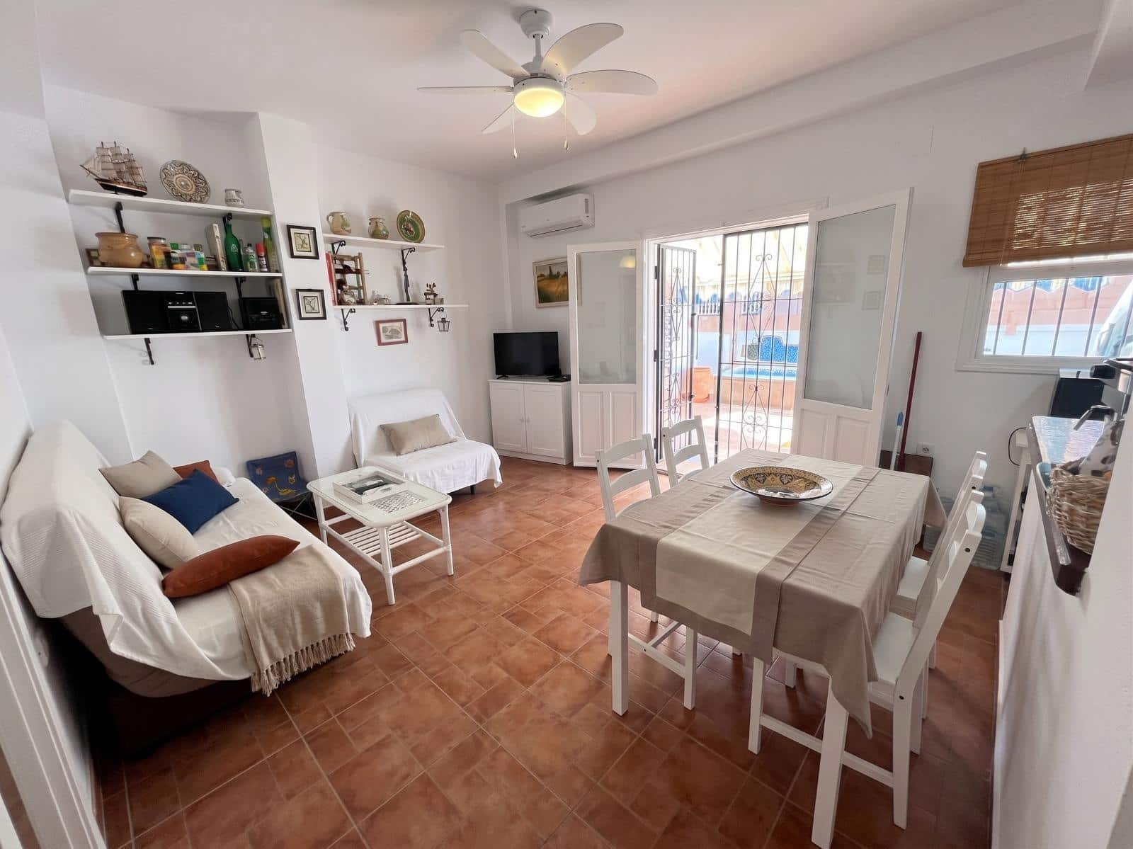 2 slaapkamer Penthouse te koop in Torrevieja - € 117.260 (Ref: 10022940)