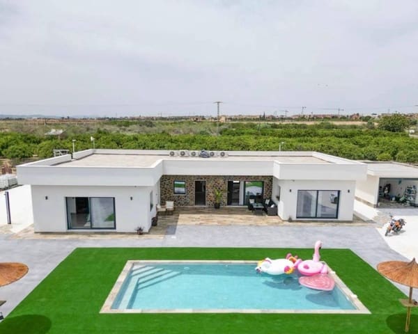 4 quarto Moradia para venda em Ciudad Quesada, Rojales com piscina garagem - 1 300 000 € (Ref: 10037674)