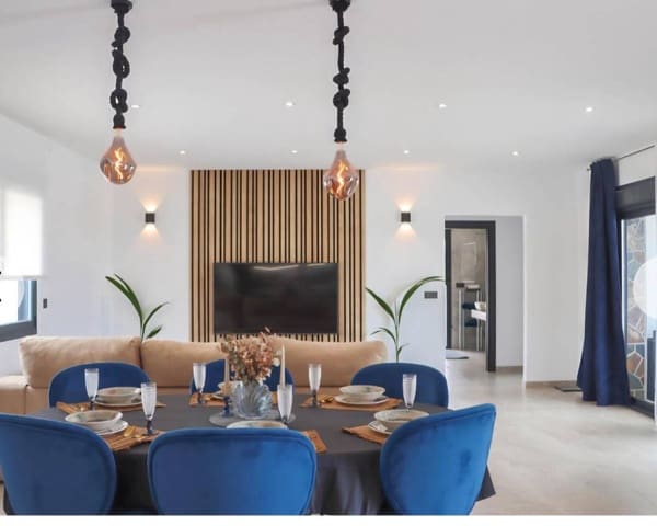 4 quarto Moradia para venda em Ciudad Quesada, Rojales com piscina garagem - 1 300 000 € (Ref: 10037674)
