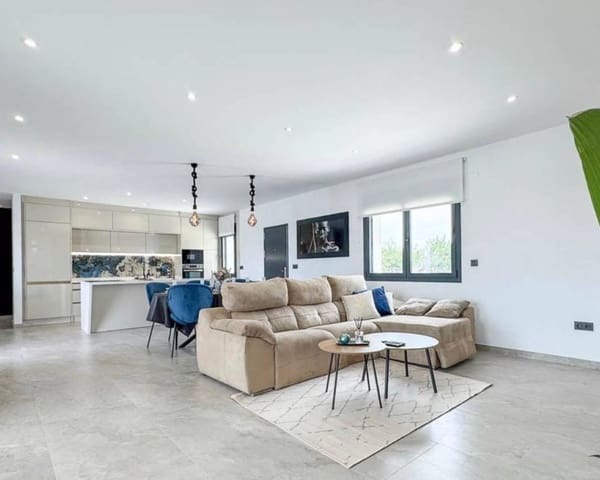 4 quarto Moradia para venda em Ciudad Quesada, Rojales com piscina garagem - 1 300 000 € (Ref: 10037674)