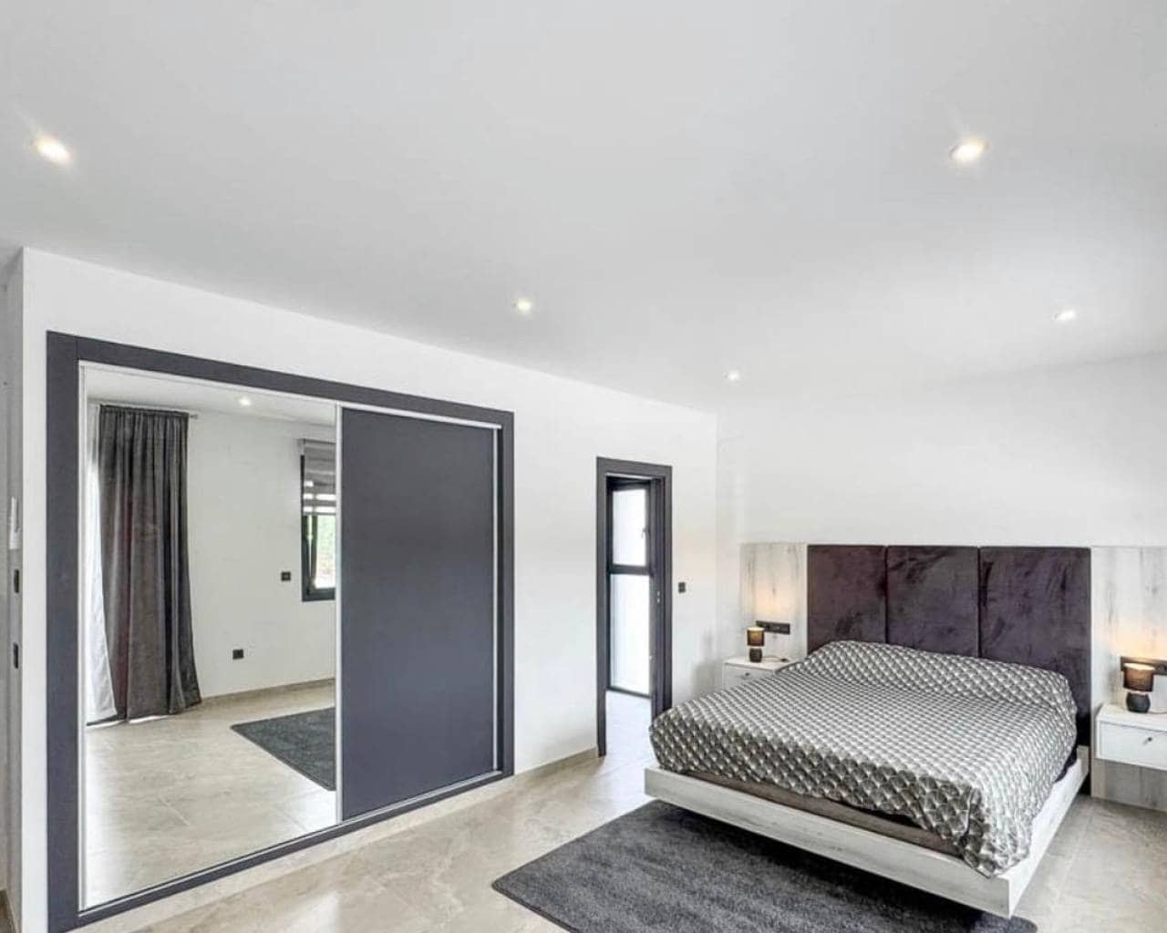 4 quarto Moradia para venda em Ciudad Quesada com piscina garagem - 1 300 000 € (Ref: 10037674)