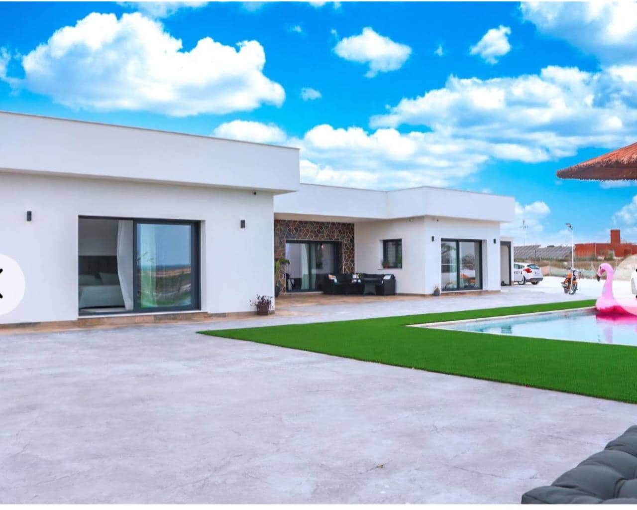 4 quarto Moradia para venda em Ciudad Quesada com piscina garagem - 1 300 000 € (Ref: 10037674)