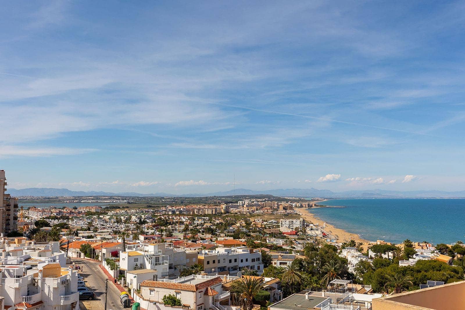 1 chambre Appartement à vendre à Torrevieja - 129 900 € (Ref: 10037675)