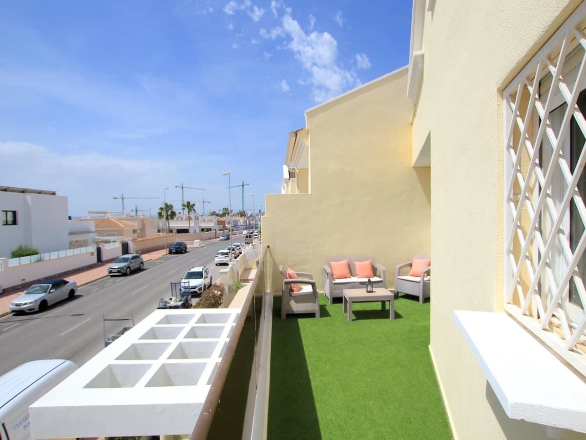 3 bedroom Townhouse for sale in Ciudad Quesada with pool - € 225,000 (Ref: 10037680)
