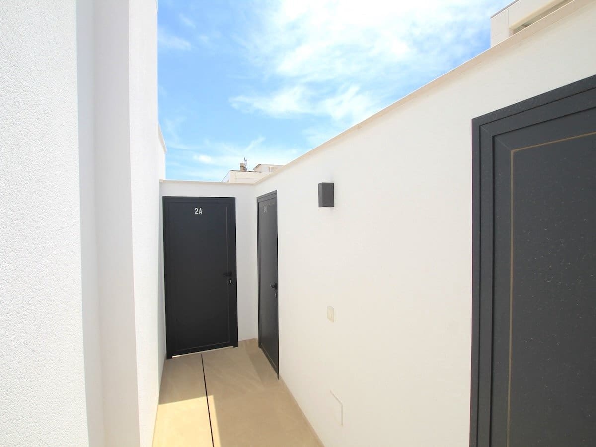 2 bedroom Apartment for sale in Benijofar with pool - € 285,000 (Ref: 10037681)