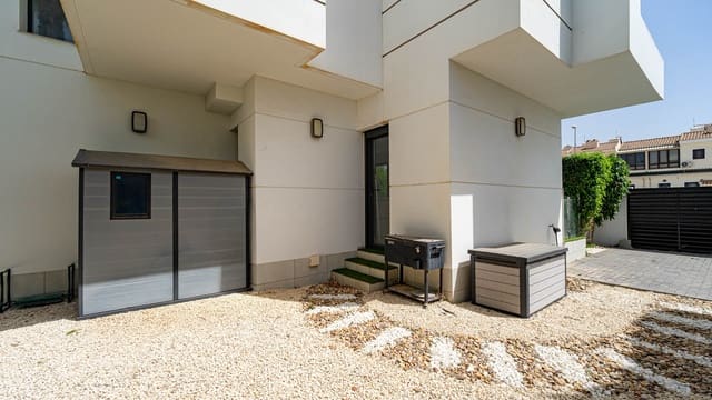 4 bedroom Villa for sale in Ciudad Quesada, Rojales with pool garage - € 525,000 (Ref: 10043351)