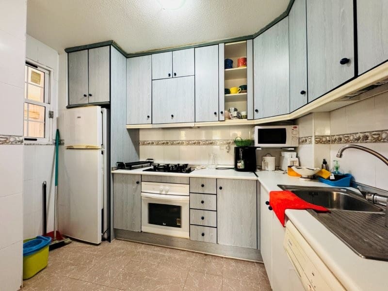 3 makuuhuone Huoneisto myytävänä paikassa La Mata mukana uima-altaan 
autotalli - 219 000 € (Ref: 10043352)