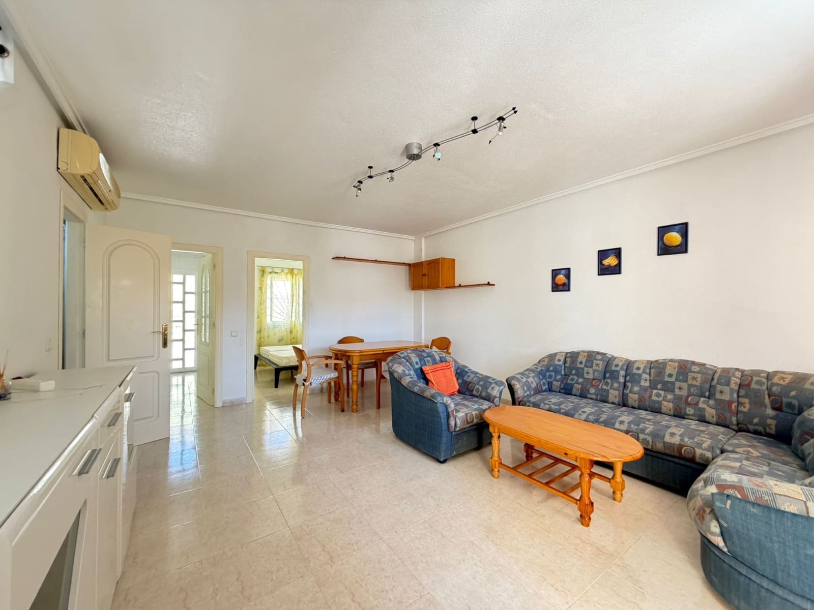 3 makuuhuone Omakotitalo myytävänä paikassa Ciudad Quesada mukana uima-altaan - 229 000 € (Ref: 10043356)
