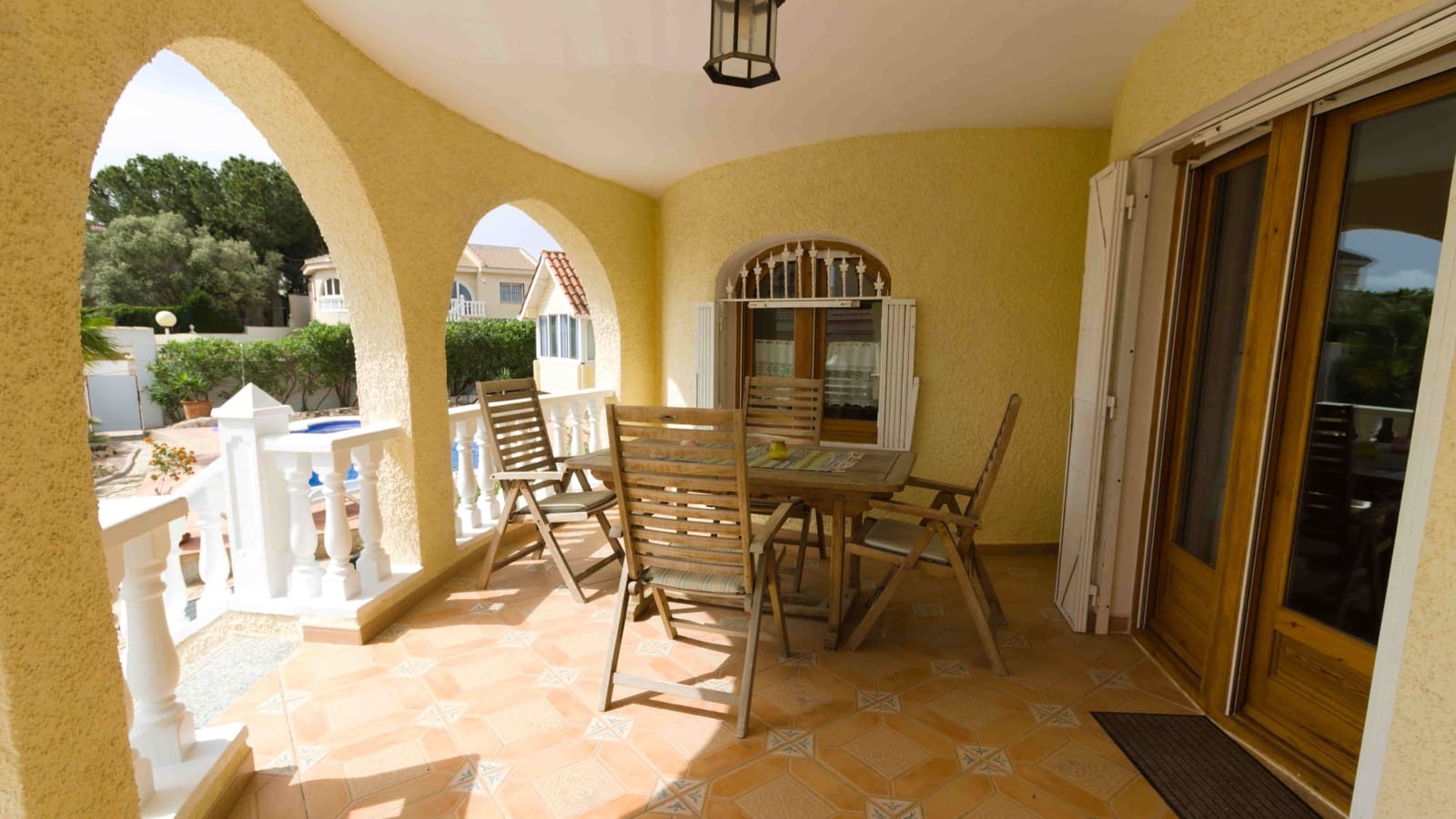 5 soverom Villa til salgs i Ciudad Quesada med svømmebasseng garasje - € 539 000 (Ref: 10045758)