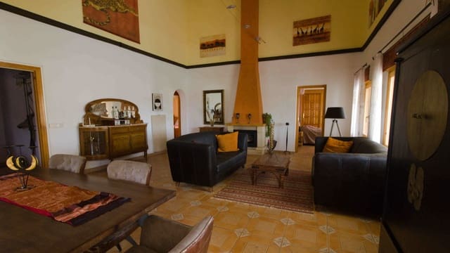 5 soverom Villa til salgs i Ciudad Quesada, Rojales med svømmebasseng garasje - € 539 000 (Ref: 10045758)