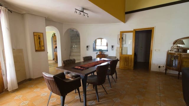 5 soverom Villa til salgs i Ciudad Quesada, Rojales med svømmebasseng garasje - € 539 000 (Ref: 10045758)
