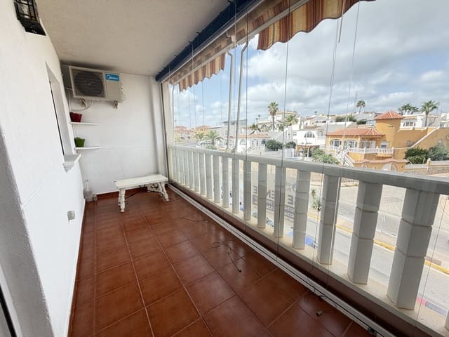 Apartamento de 2 habitaciones en Villamartin, Orihuela en venta con piscina - 139.995 € (Ref: 10048219)