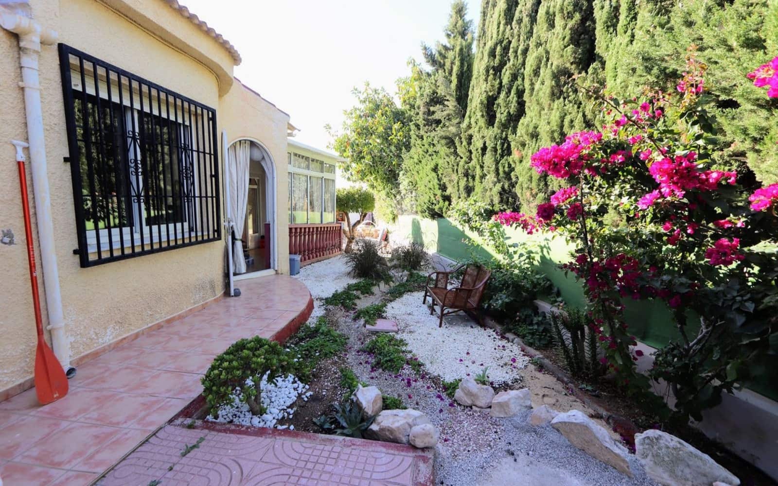 6 soveværelse Villa til salg i Ciudad Quesada med swimmingpool garage - € 415.000 (Ref: 10048220)