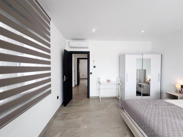 4 chambre Villa/Maison à vendre à Ciudad Quesada, Rojales avec piscine garage - 1 300 000 € (Ref: 10048223)