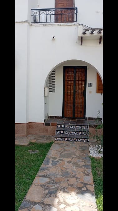 2 soveværelse Byhus til salg i Cabo Roig med swimmingpool - € 185.000 (Ref: 10049890)