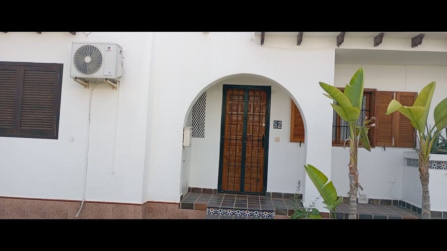 2 soveværelse Byhus til salg i Cabo Roig med swimmingpool - € 185.000 (Ref: 10049890)