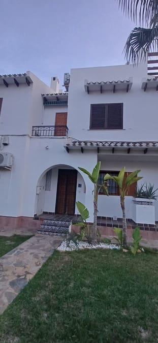 2 soveværelse Byhus til salg i Cabo Roig med swimmingpool - € 185.000 (Ref: 10049890)