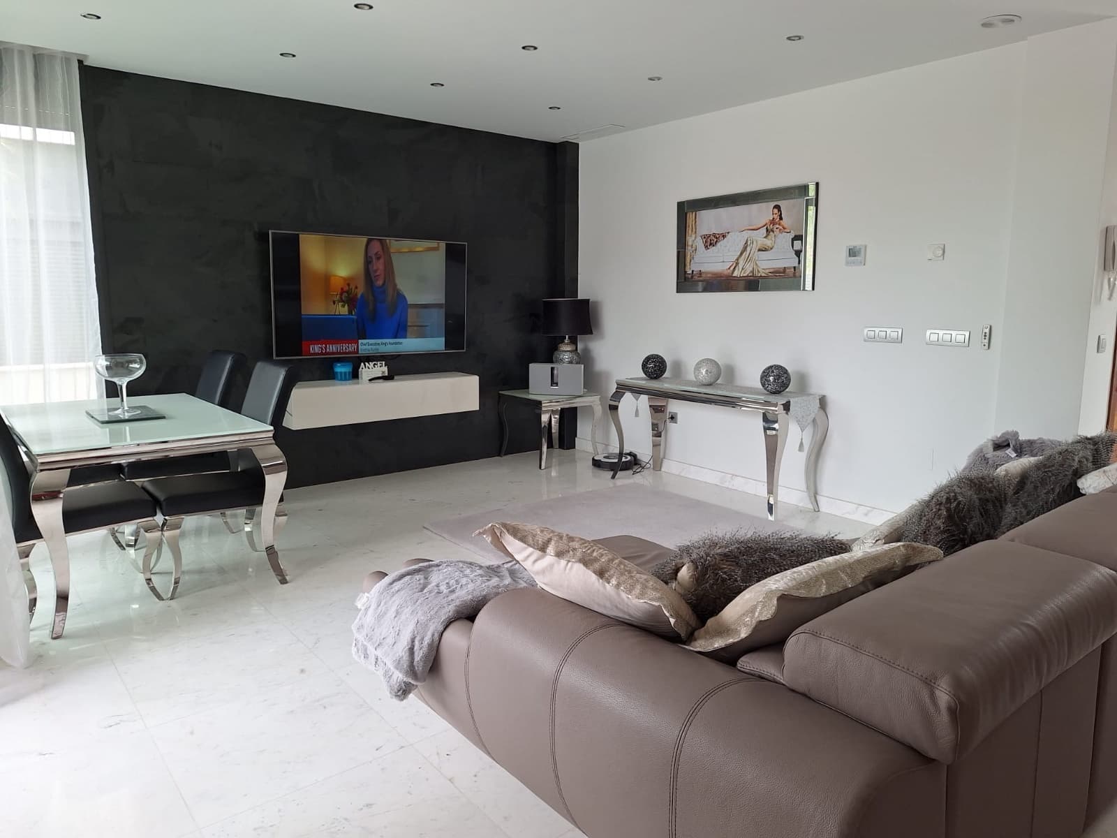 3 bedroom Villa for sale in Guardamar del Segura with pool garage - € 495,000 (Ref: 10051993)