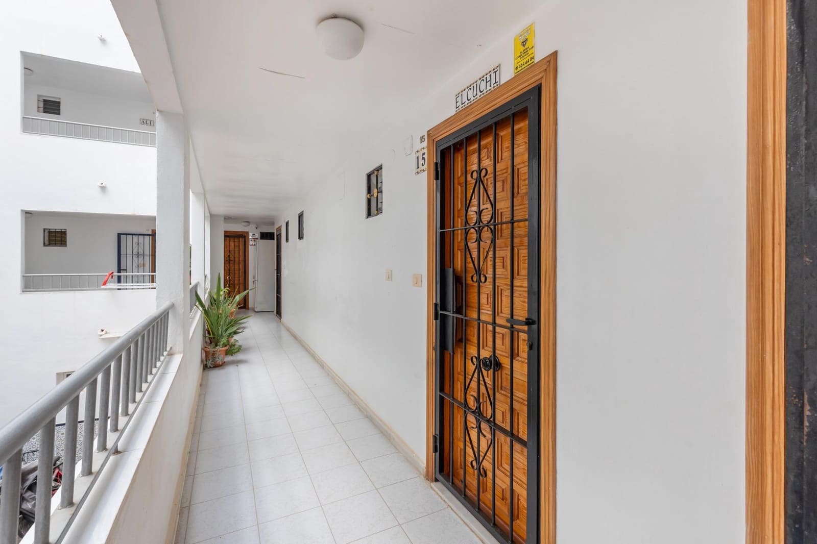 Studio na sprzedaż w Torrevieja z basenem - 79 900 € (Ref: 10057189)