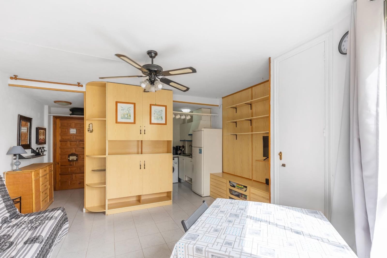 Studio na sprzedaż w Torrevieja z basenem - 79 900 € (Ref: 10057189)