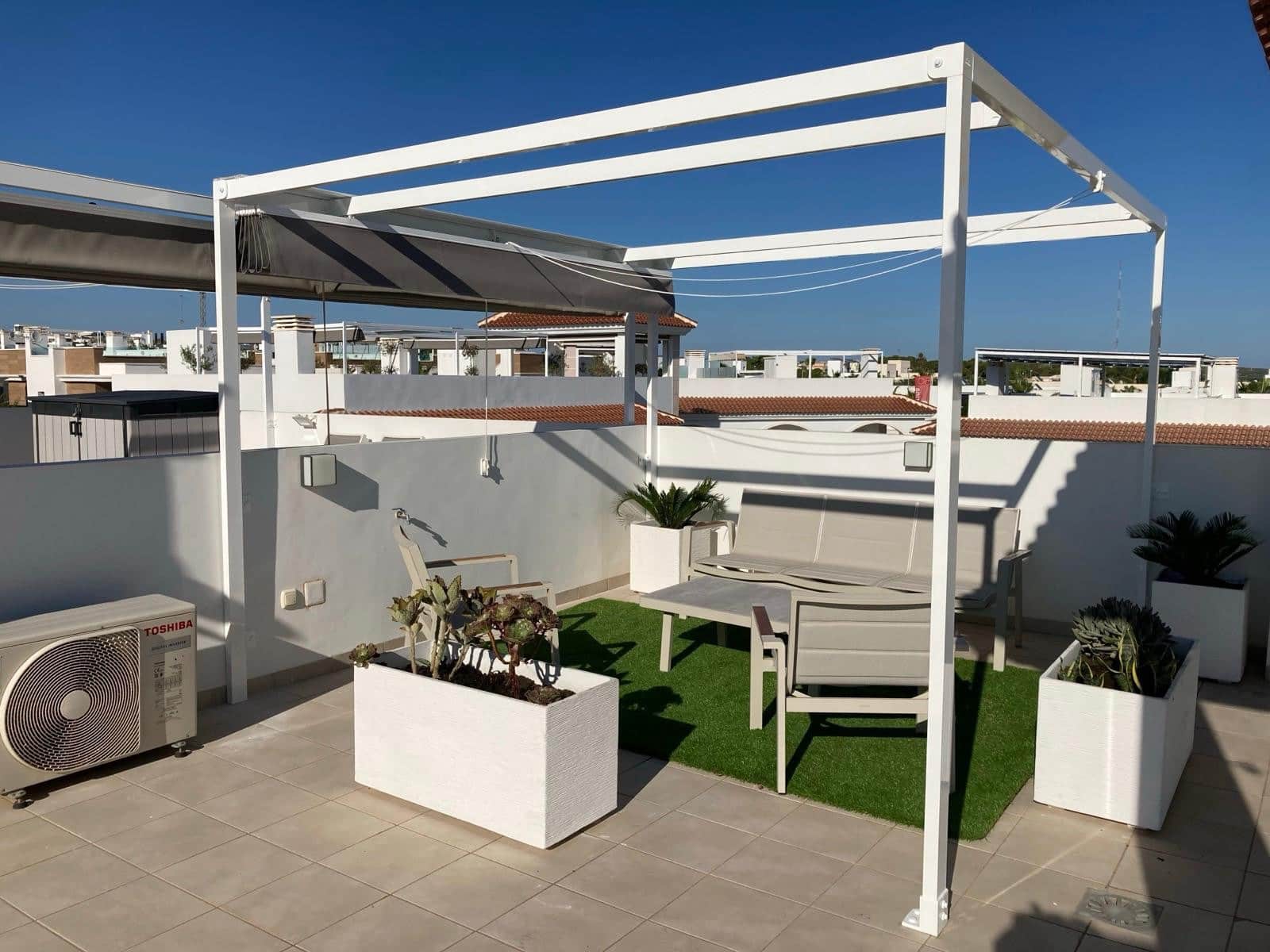 2 soveværelse Lejlighed til salg i Ciudad Quesada med swimmingpool - € 299.000 (Ref: 10062658)