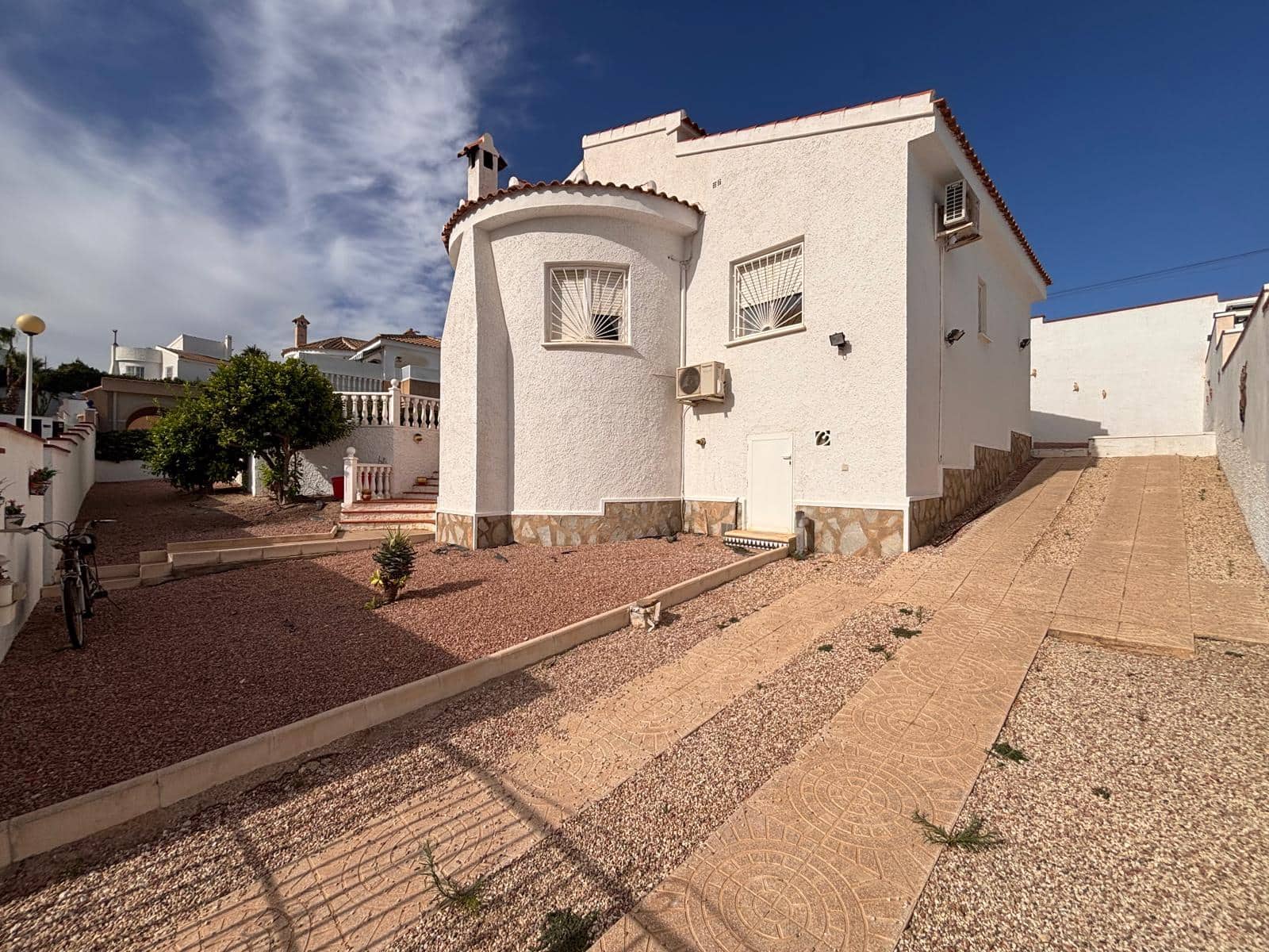 2 chambre Villa/Maison à vendre à Ciudad Quesada avec piscine - 310 000 € (Ref: 10062659)