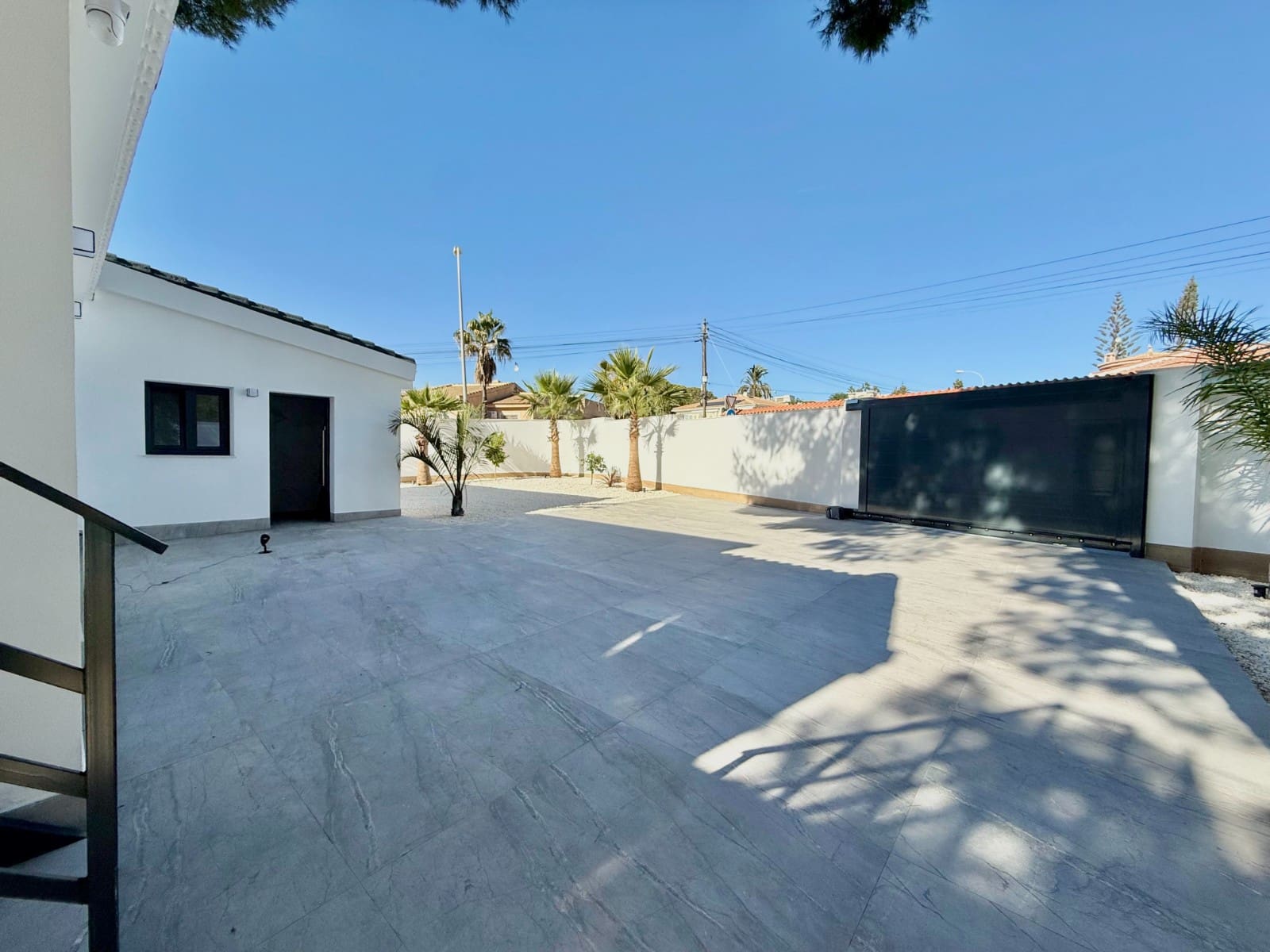 4 quarto Moradia para venda em Ciudad Quesada com piscina garagem - 850 000 € (Ref: 10065392)