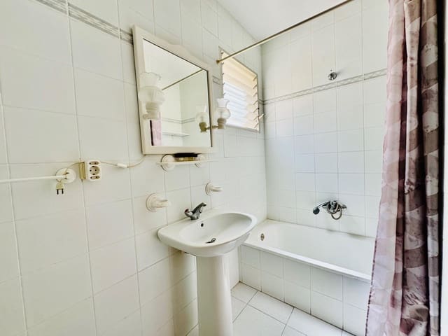 1 soveværelse Penthouse til salg i Torrevieja - € 119.900 (Ref: 10065605)