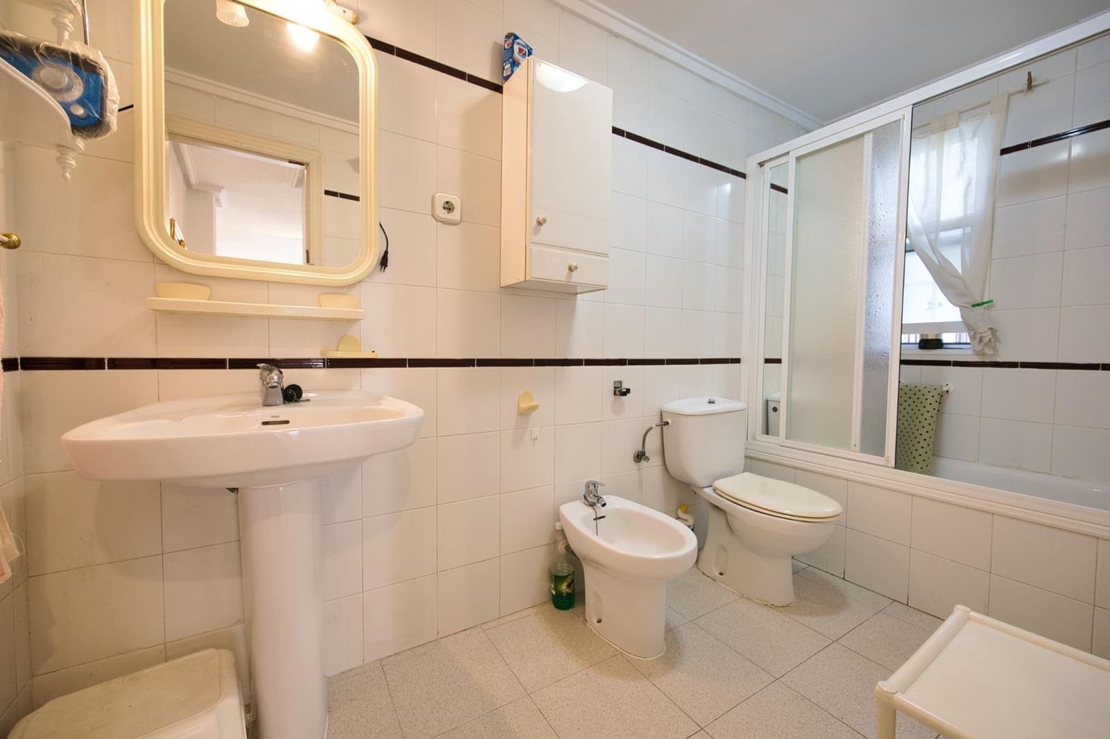 2 sovrum Lägenhet till salu i Torrevieja med pool garage - 133 000 € (Ref: 10065608)