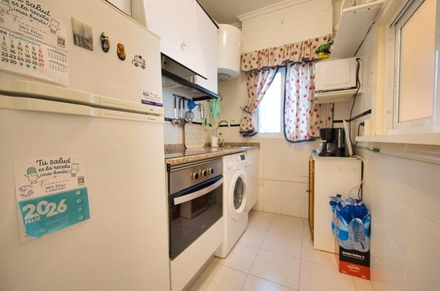 2 sovrum Lägenhet till salu i Torrevieja med pool garage - 133 000 € (Ref: 10065608)