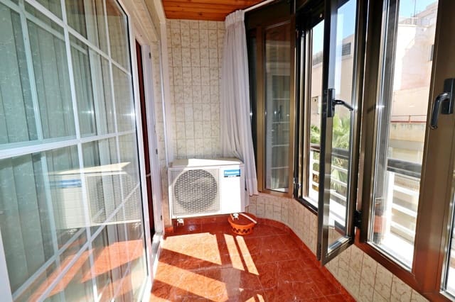 3 sovrum Lägenhet till salu i Torrevieja - 250 000 € (Ref: 10065612)