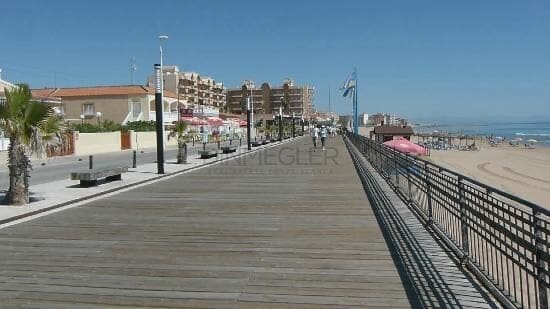 2 quarto Apartamento para venda em Torrevieja com piscina garagem - 319 000 € (Ref: 10065636)