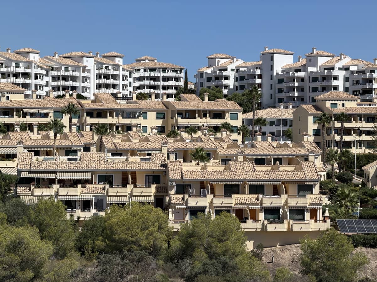 2 soveværelse Byhus til salg i Campoamor med swimmingpool - € 239.995 (Ref: 10077020)