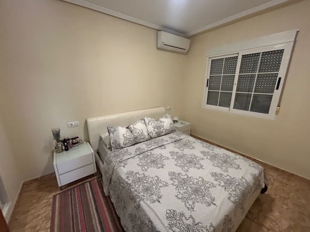 3 quarto Moradia para venda em El Raso, Guardamar del Segura com piscina garagem - 349 950 € (Ref: 10077021)