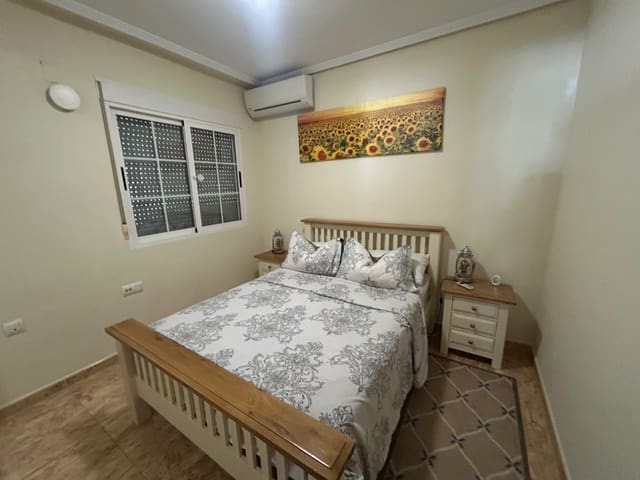 3 quarto Moradia para venda em El Raso, Guardamar del Segura com piscina garagem - 349 950 € (Ref: 10077021)