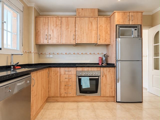Chalet de 3 habitaciones en Ciudad Quesada, Rojales en venta con piscina garaje - 389.000 € (Ref: 10077023)