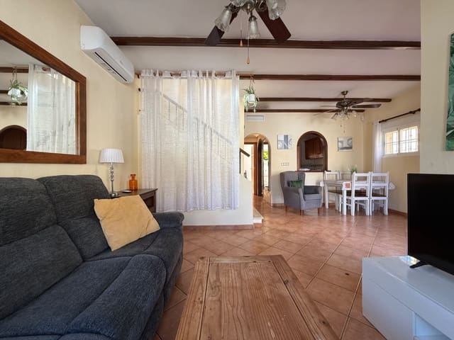2 Zimmer Villa zu verkaufen in Ciudad Quesada, Rojales mit Pool Garage - 215.000 € (Ref: 10077024)