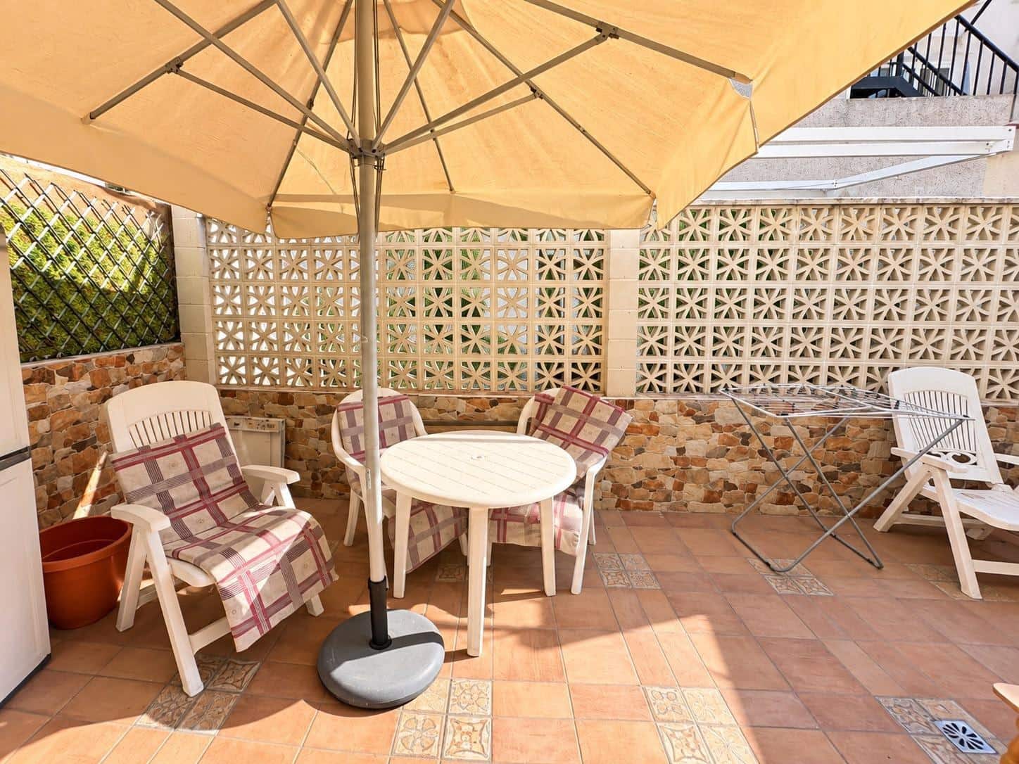 2 slaapkamer Bungalow te koop in Guardamar del Segura met zwembad - € 169.900 (Ref: 10088700)